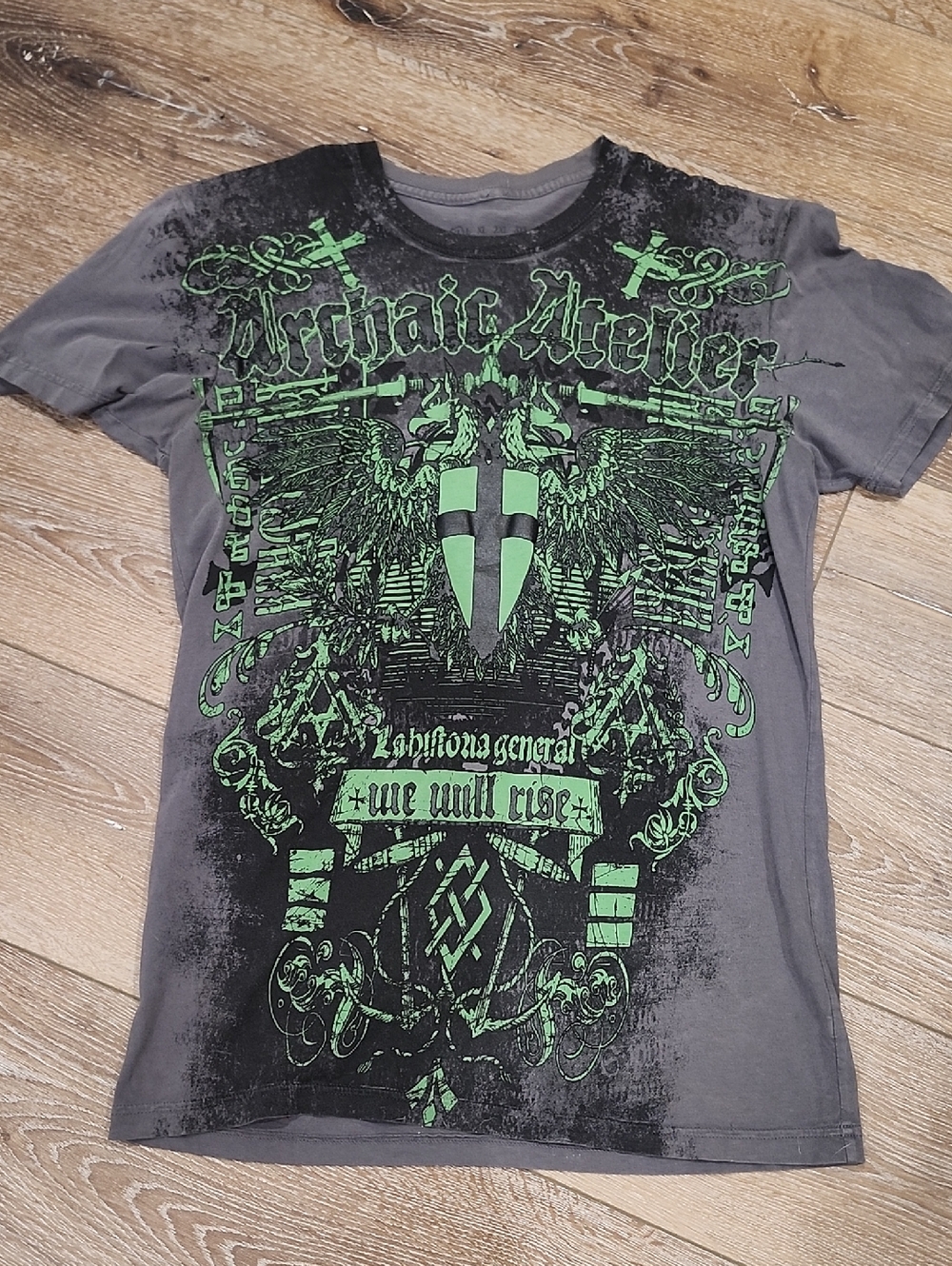 Archaic Affliction Gray Green Short Sleeve Tee Graphic Streekwear Y2K Grunge M